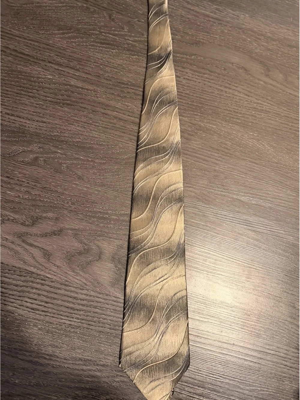 Vintage 90s Burma Bibas 100% Silk Wavy Abstract Tie